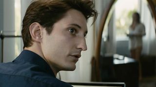 Ana Girardot - Un homme ideal (2015) celeb nude video