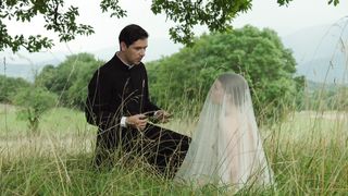 Diane Rouxel, Nathalie Tetrel - Fou D'Amour (2015) celebs sexy