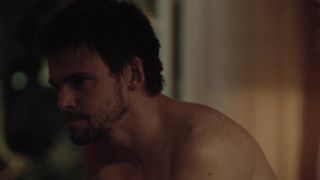 Eliza_Coupe_-_Casual_s01e06 (2015)