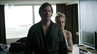 Ida Engvoll - Der Kommissar und das Meer s01e17 (2015) celebrity hot video scene