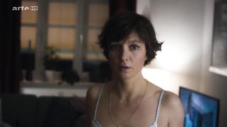 Julia Koschitz - Zweimal Lebenslanglich (2015) actress nude video