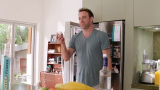 Lisa_Edelstein_-_Girlfriends_Guide_to_Divorce_s02e04 (2015)