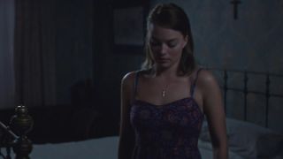 Margot Robbie sexy -_Z_for_Zachariah (2015) Celebs Sex Scene