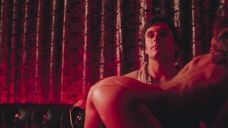 Mary-Lou Hermant, Mercedes Aspa Le Thi, Emilie Arthapignet - Toute premiц╗re fois (2015) celeb naked