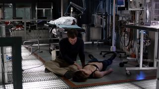 Olivia_Wilde_-_The_Lazarus_Effect (2015)