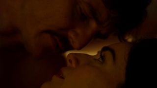 Paulina_Gaitan_-_Narcos_s01e05-08 (2015)