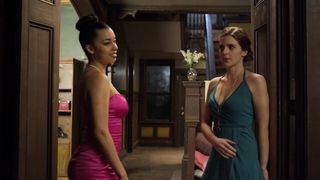 Anna Beletzki nude, Grace Roubidoux naked - Alpha_House (2014)