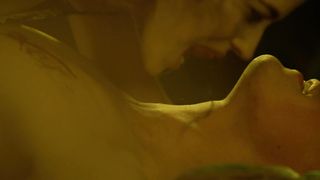 Eva Green - Penny Dreadful s01e06 (2014) celeb hot scene
