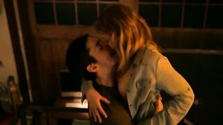 Gillian_Jacobs__Scottie_Thompson_-_The_Lookalike (2014)