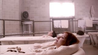 Gretchen Mol, Erica Fae, and other – Boardwalk Empire s05e02 (2014) celeb topless scenes