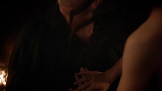 Janet Montgomery, Azure Parsons - Salem s01e01 (2014) actress naked