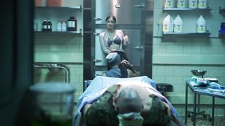 Katharine Isabelle - See No Evil 2 (2014) celeb hot scene