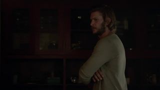 Laura_Vandervoort_-_Bitten_s01e09 (2014)