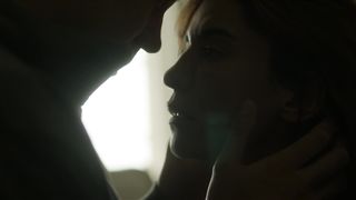 Lubna_Azabal_-_The_Honourable_Woman_s01e07 (2014)