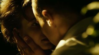 Mariya Poezzhaeva - Motylki s01e03 (2014) celeb topless scenes