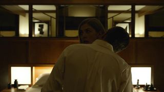 Rosamund Pike – Gone Girl (2014) celebs sexy video