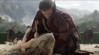 Yvonne_Catterfeld_-_La_belle_et_la_bete (2014)