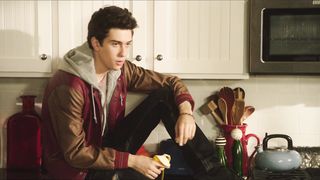 Ashley Rickards sexy -_Behaving_Badly (2014) Hot Scene