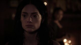 Azure_Parsons__Janet_Montgomery_-_Salem_s01e02 (2014)
