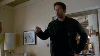 Diana_Terranova__Kelen_Coleman_-_Californication_s07e12 (2014)