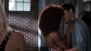 Kamille_Leai_-_Satisfaction_s01e05-06 (2014)