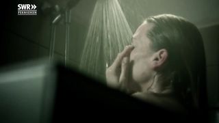Lisa Maria Potthoff, Mathilde Bundschuh - Morderhus - Der Usedom-Krimi (2014) celeb nude scene