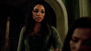 Lise_Slabber__Jessica_Parker_Kennedy__Clara_Paget_-_Black_Sails_s02e01 (2014)