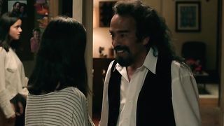 Paulina Gaitan, Daniela Soto Vell - Eddie Reynolds y Los Angeles de Acero (2014)