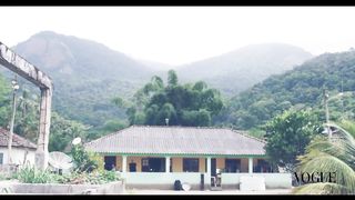 Rihanna sexy - Vogue_Brasil._Behind_The_Scenes (2014)