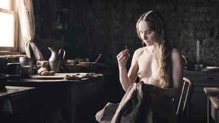 Sonja Richter, Miranda Otto - The Homesman (2014) celebs hot scene