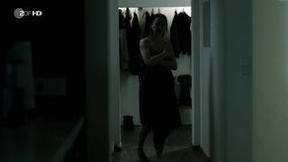 Theresa Scholze - SOKO Koln s11e02 (2014) actress nude scene