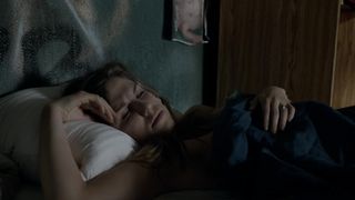 Yana Gold (Yana Guitberg) - Bitten s01e01 (2014) celebrity sexy video