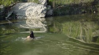 Zoe Duchesne - In America s01e06 (2014) celebs sexy video